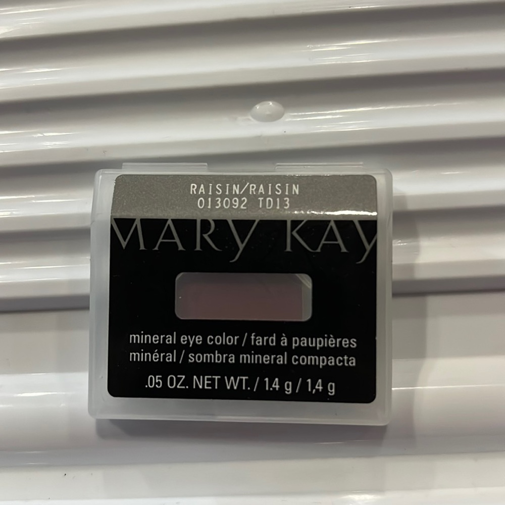 Mary kay mineral eye color Raisin 2 pack